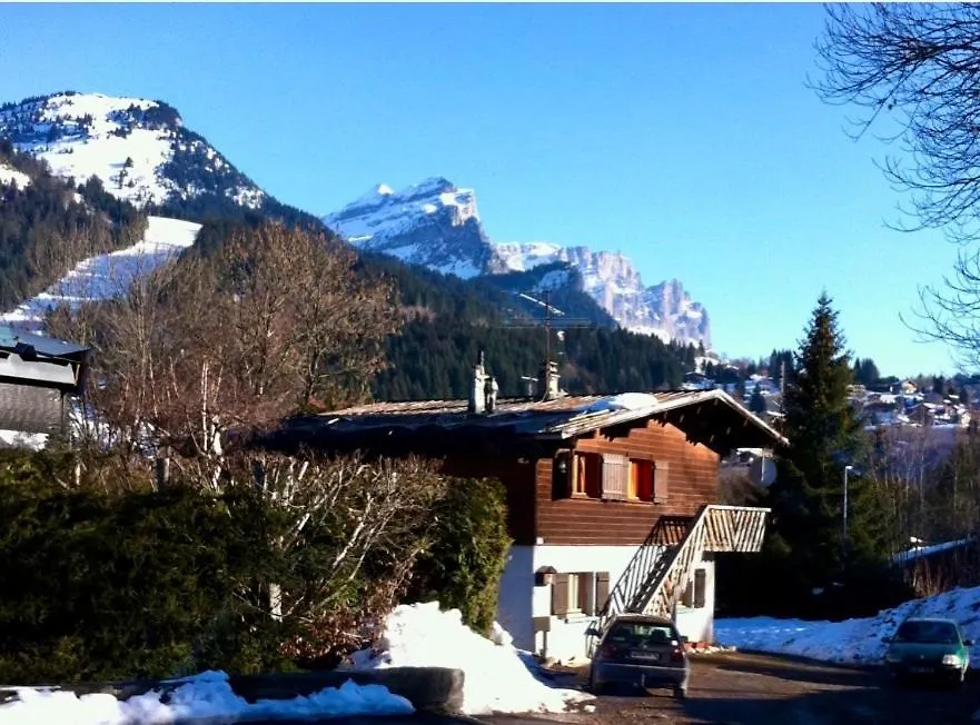 Charmant appartement dans chalet Les Carroz d'Arâches